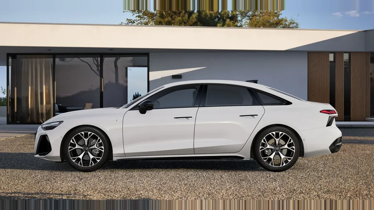 Audi A6 TDI 150kW (204CV) S Tronic Black Line en renting barato — Lateral