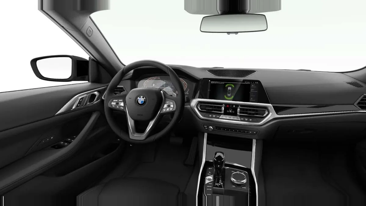 BMW Serie 4 420i Coupé en renting barato — Lateral