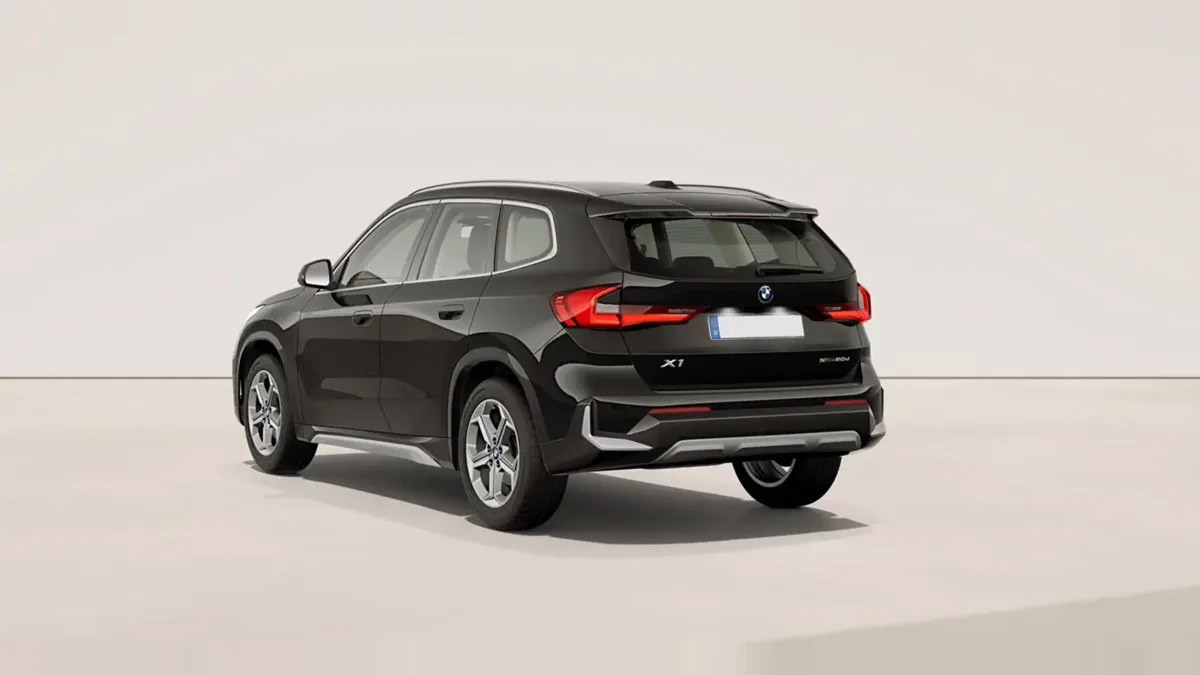BMW X1 sDrive20d xLine 120kW en renting barato — Trasera