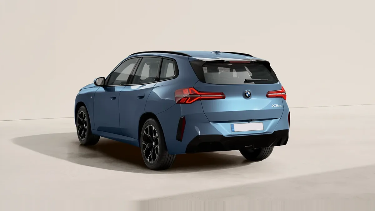 BMW X3 20d xDrive en renting barato — Trasera