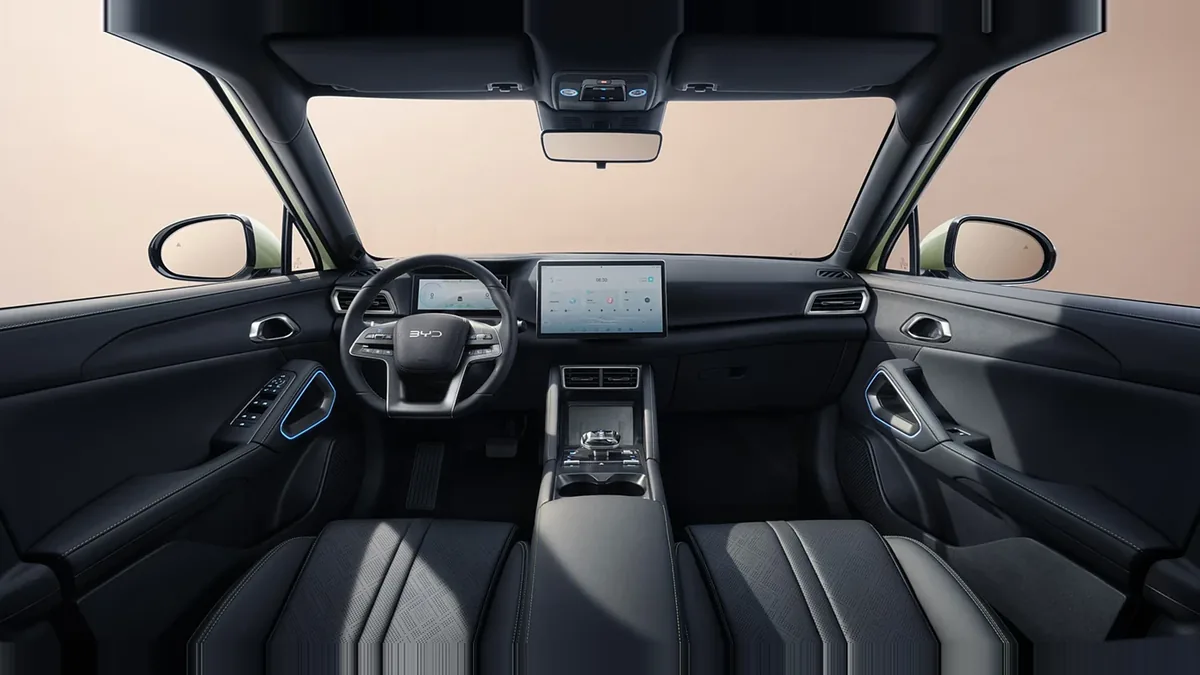 BYD Atto 2 DM-i Boost 156kW en renting barato — Delantera