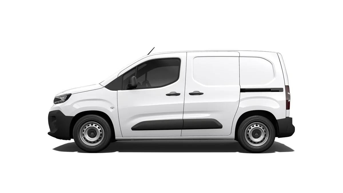 Citroën Berlingo Talla M BlueHDI 100cv van en renting barato — Lateral