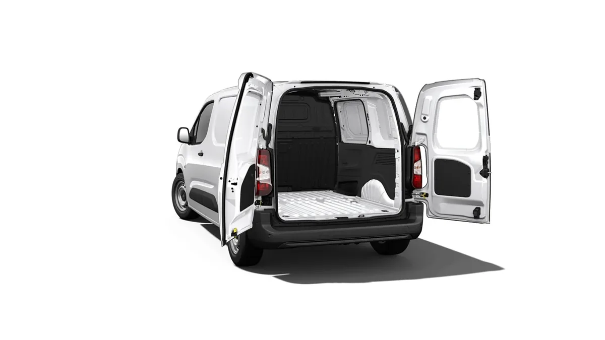 Citroën Berlingo Talla M BlueHDI 100cv van en renting barato — Trasera