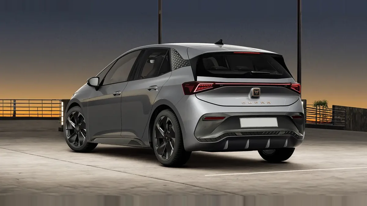 CUPRA Born e-Boost Pack Advanced Plus en renting barato — Trasera