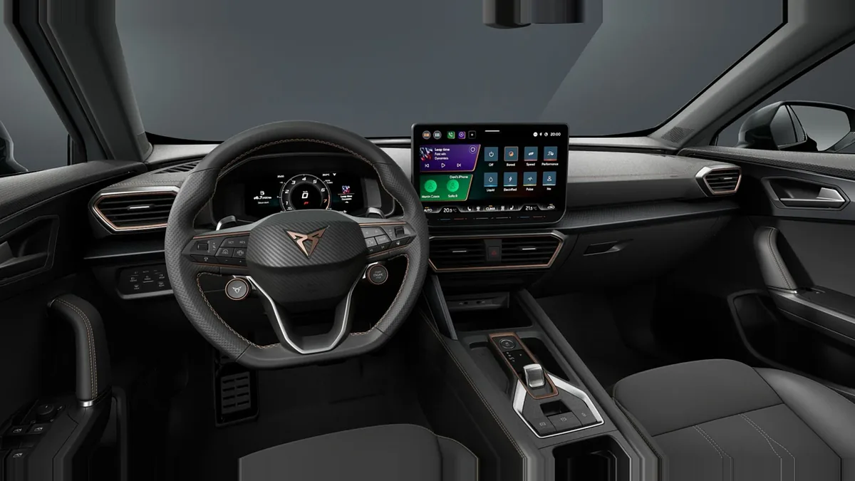 CUPRA Formentor eTSI 1.5 110kW (150CV) DSG 7vel. en renting barato — Delantera