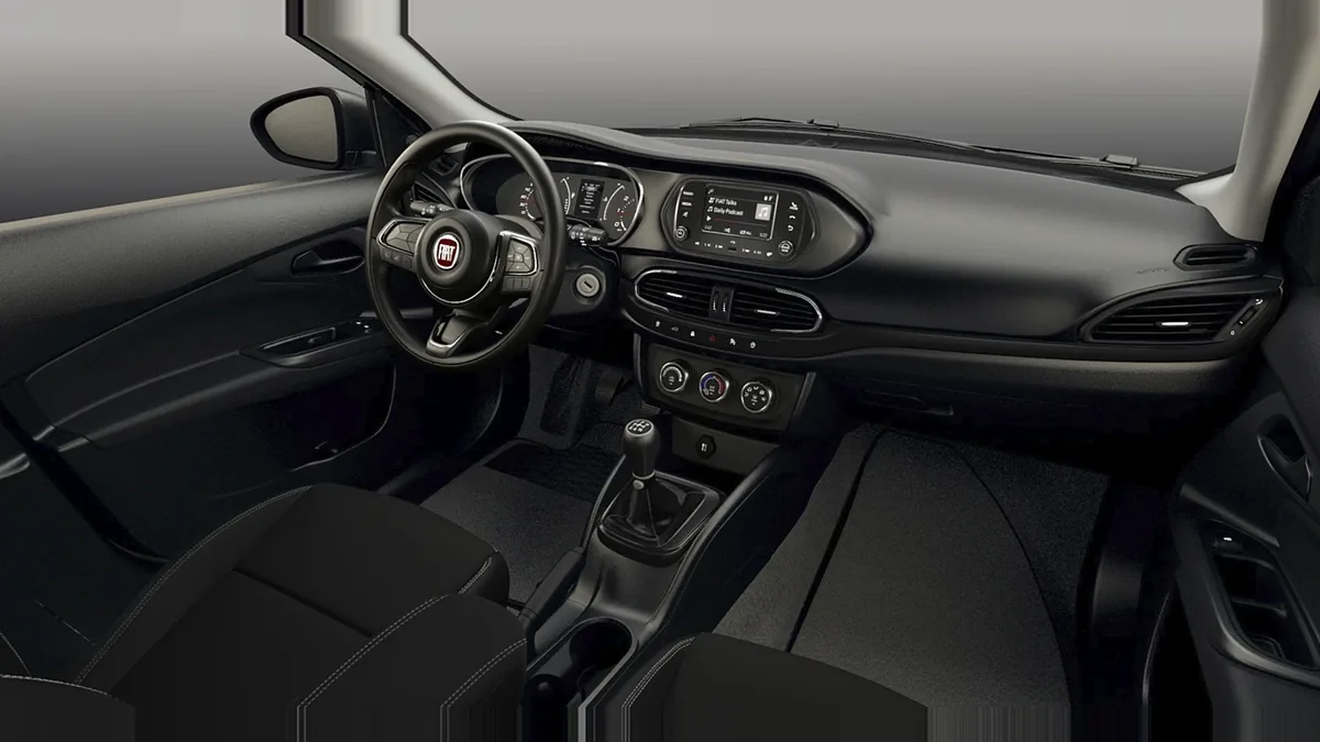Fiat Tipo Sedán 1.6 Diésel 96kW (130CV) en renting barato — Delantera