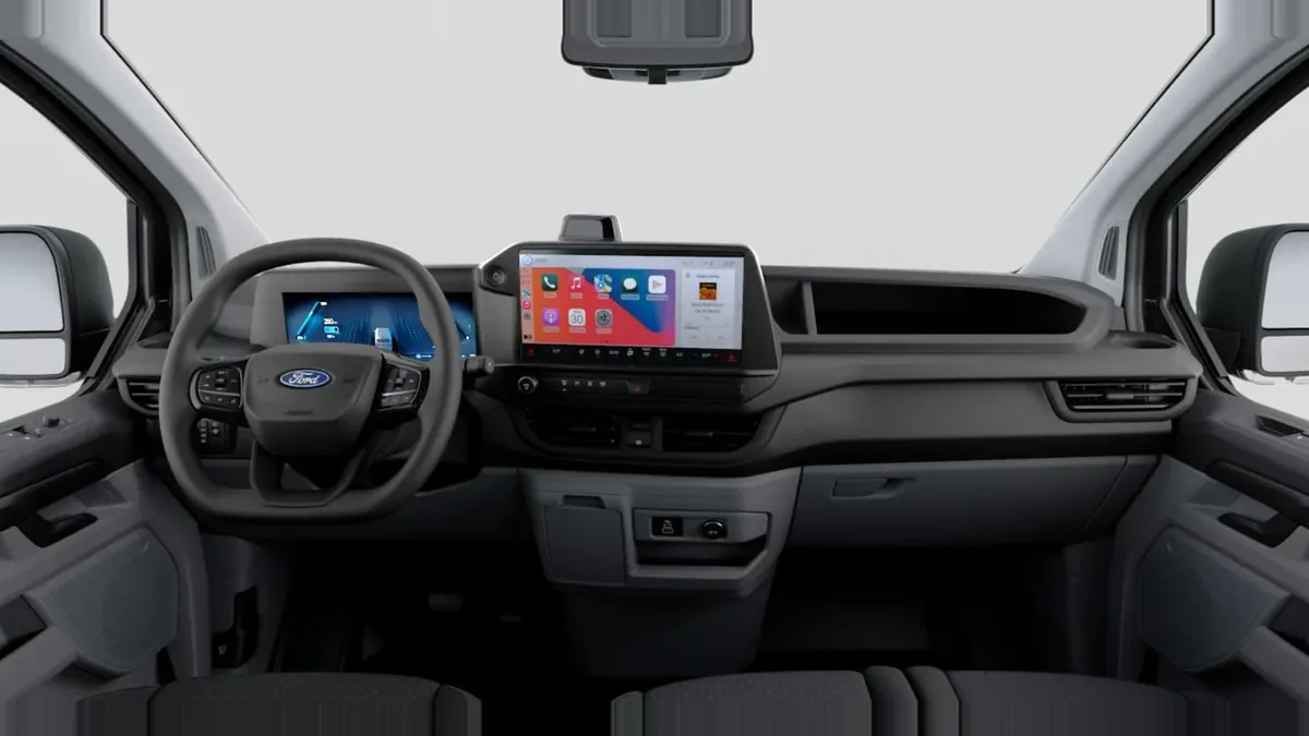 Ford TRANSIT CUSTOM  Kombi BEV 83kWh 100kW 340 L1 Trend en renting barato — Interior