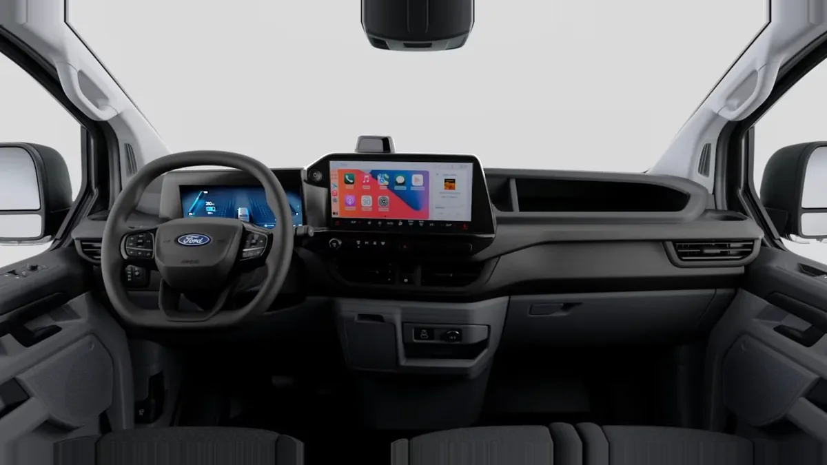 Ford TRANSIT CUSTOM Van BEV 83kWh 100kW 320 L1 Trend en renting barato — Interior