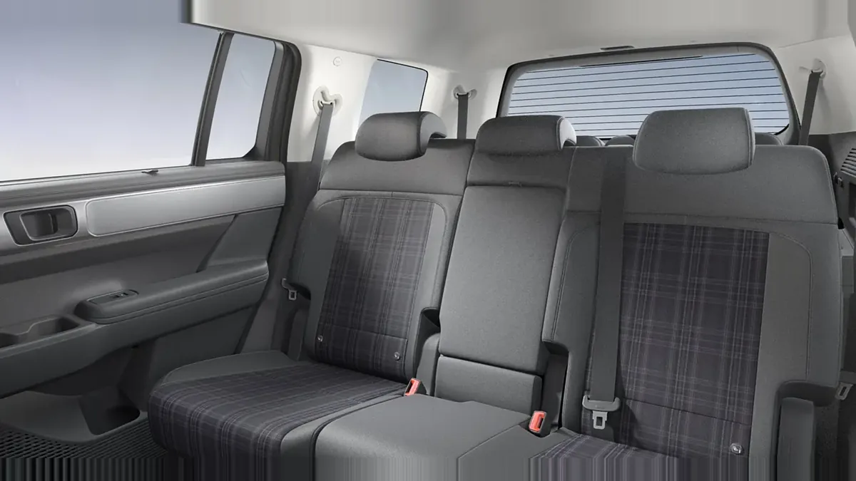 Hyundai Santa Fe 1.6 T-GDI Maxx PHEV 252CV 4x4 6AT en renting barato — vista 12