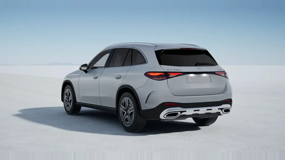 Mercedes-Benz GLC 220D 4MATIC en renting barato — Trasera