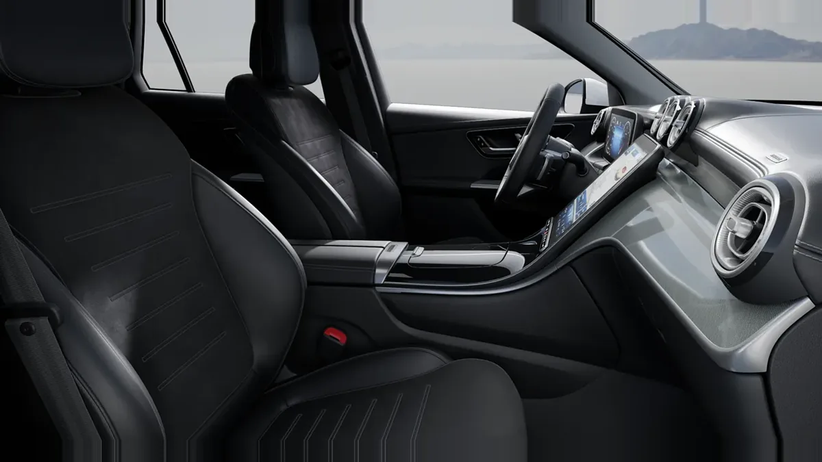 Mercedes-Benz GLC 220D 4MATIC en renting barato — Interior