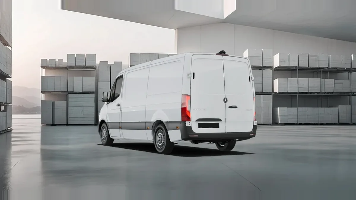 Mercedes-Benz Sprinter 315 CDI Medio Pro en renting barato — Trasera