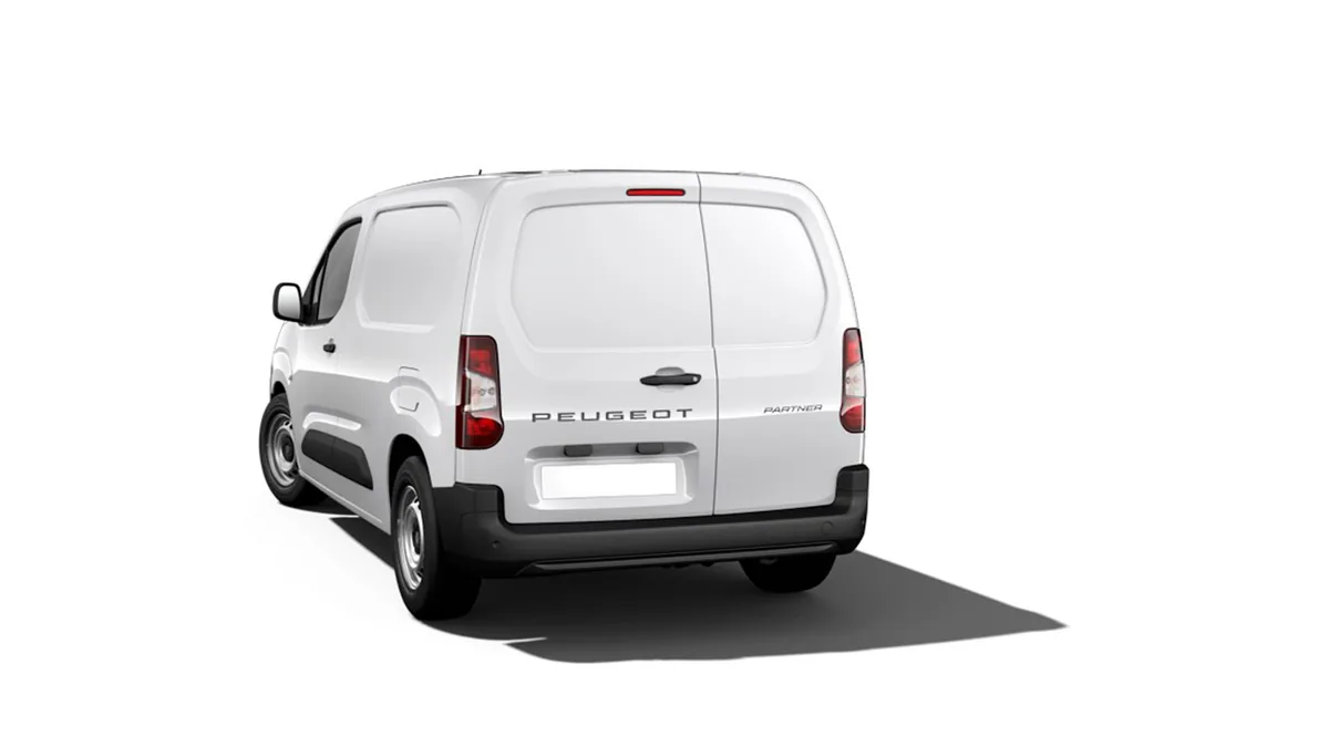 Peugeot Partner Furgón M Diésel 100CV Man en renting barato — Trasera