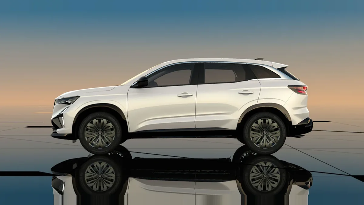 Renault Austral E-Tech Full Hybrid Evolution 147kW en renting barato — Lateral