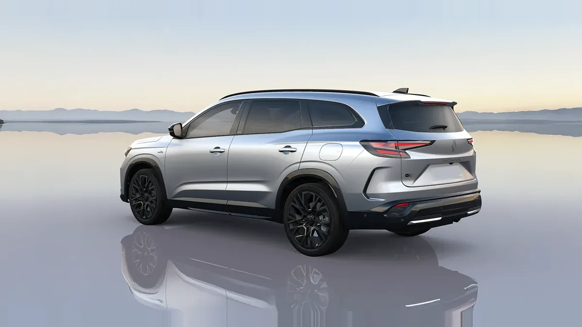 Renault Espace Espirit Alpine Full Hybrid E-Tech 146kW 7p en renting barato — Delantera