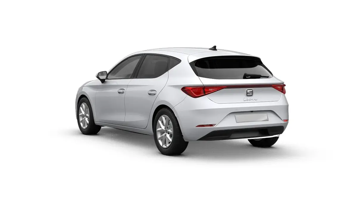 SEAT León 1.5 eTSI (115CV) DSG Style XL en renting barato — Delantera
