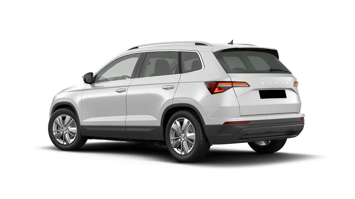 Škoda Karoq Selection 2.0 TDI DSG en renting barato — Interior