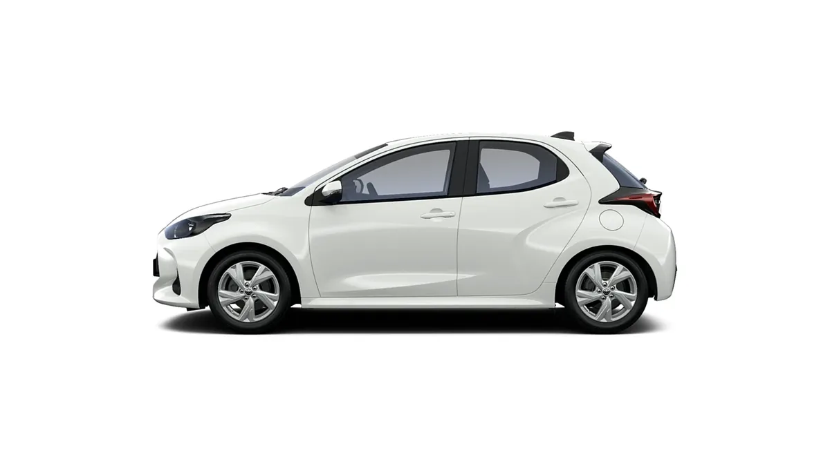 Toyota Yaris 120H 116CV Active en renting barato — Delantera
