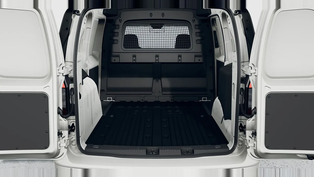 Volkswagen Caddy Cargo PHEV 1.5 TSI eHybrid en renting barato — Interior