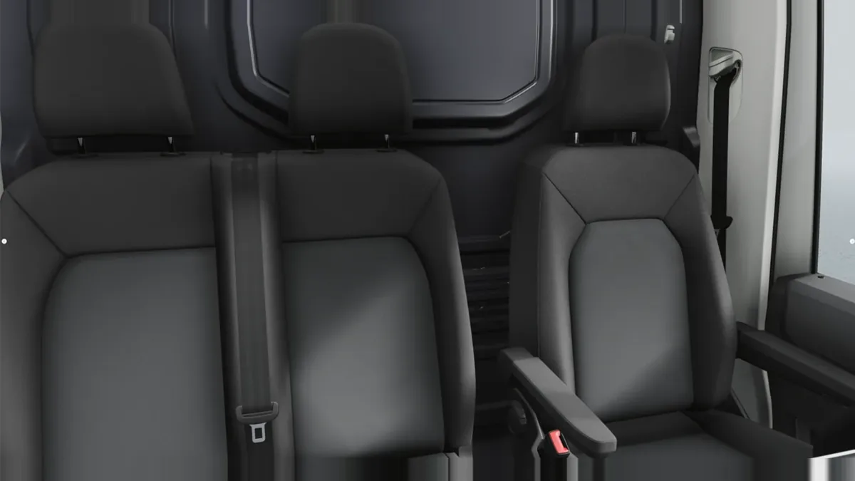 Volkswagen Crafter 35 Fresh Van BM L3 2.0 TDI FWD 103kW (140CV)  - ISOTERMO en renting barato — vista 7
