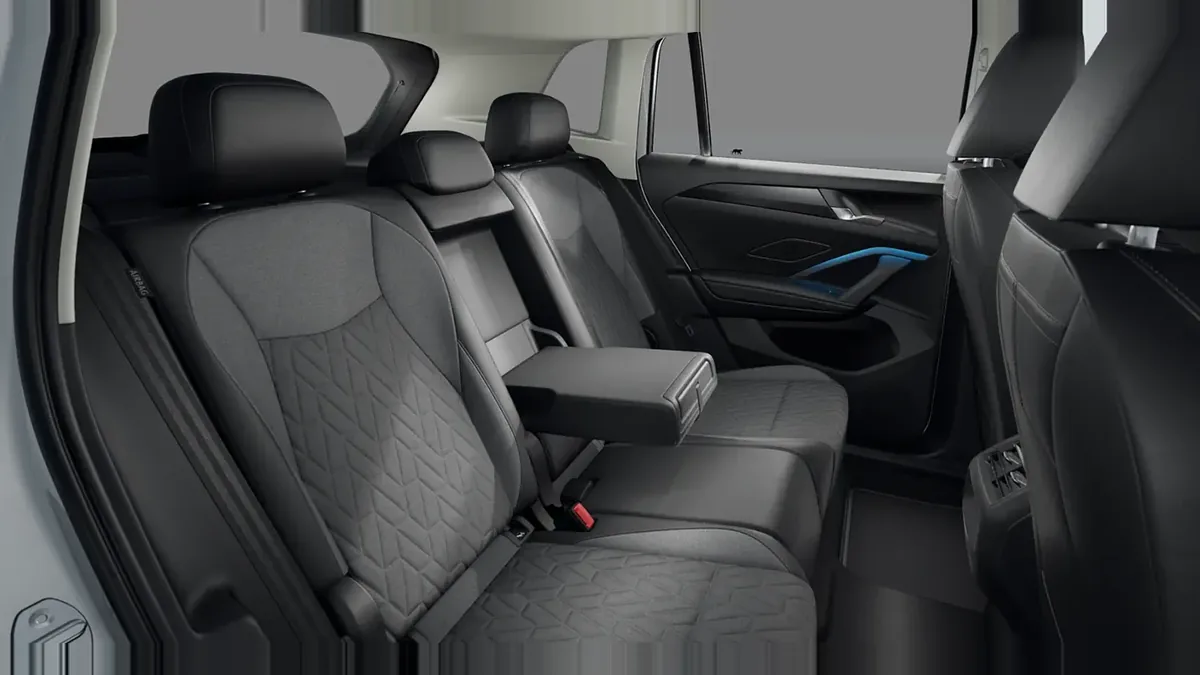 Volkswagen Tiguan "Más" 2.0 TDI DSG en renting barato — vista 9